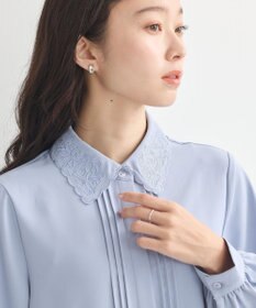 earth music&ecology 刺繍襟ブラウス