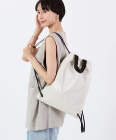 TH CITY KNAPSACK/アップタウンパールシャイン/ブラック / LeSportsac