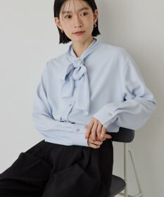 AMERICAN HOLIC 【イージーケア】ナロータイブラウス