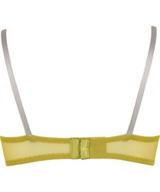 Wing 【マッチミーブラ】　ブラがわたしに合わせてくれる　バストの左右差や個々のバストの状態に柔軟に対応　ウイング／ワコール　KB2002