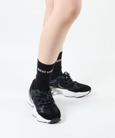 STEVE MADDEN SKYBOX ボリュームソールメタリックラインスニーカー