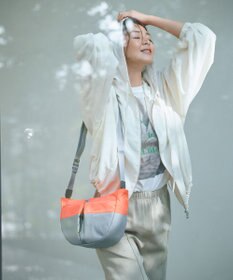 Y'SACCS Y’SACCS×SHIHO　COLONE(コロン）コンビカラーショルダーバッグ