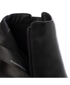 ing <Pitti>2WAYチャームショートブーツ