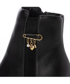 ing <Pitti>2WAYチャームショートブーツ