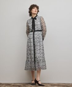 GRACE CONTINENTAL オーナメント刺繍フレアワンピース