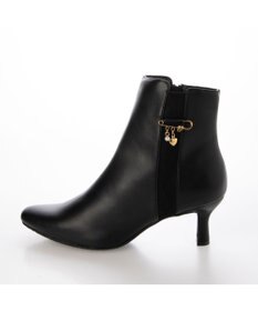 ing <Pitti>2WAYチャームショートブーツ