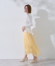 YECCA VECCA シャイニーサテンプリーツスカート