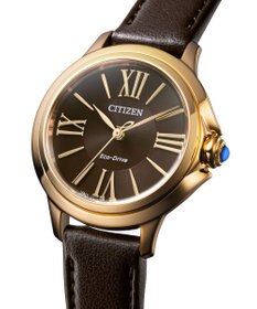 CITIZEN 【電池交換不要 光発電エコ・ドライブ】、包み込むような 曲線とボリューム感が魅力の高級感ある腕時計