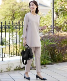 Tiaclasse 【安田美沙子さん着用・ポーチ・ショルダー紐付き】フラワーカットフェイクレザーバッグ