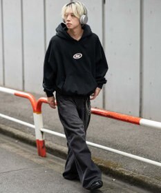 WEGO 【ユニセックス着用ITEM/裏起毛】バルーンクロップドグラフィックプルパーカー