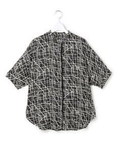 ICB L 【新色追加・WEB限定カラーあり】BackSatinAmunzen 5分袖バンドカラーブラウス