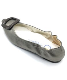 nouvelleRobe Oū 【本革・高反発】Buckle Ornament ポインテッドトゥ パンプス