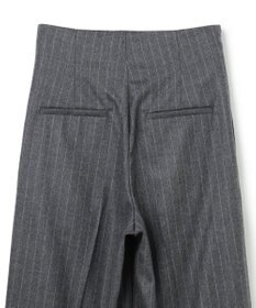 BEIGE， DELAND / ウールピンストライプハイウエストタックパンツ