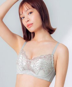 Wing ブラジャー コンパクトにバストメイク 高さをおさえる 【小さく見せるブラ】 Gカップまで対応 大きいサイズ ブラ KB6100 ウイング／ワコール