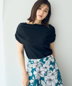 YECCA VECCA シャーリングオフショルニット