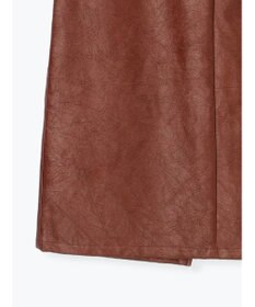 Te chichi クラックレザーライクナロースカート