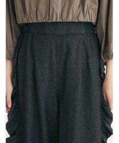 Green Parks ■ＥＳＣＡＲ　デニムサイドラッフルパンツ