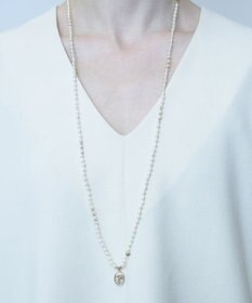 monshiro 【セレモニーにも】スズラングラスパールロングネックレス（メガネチェーンにも）