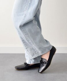 Bridget Birkin 【PARADIS COULEUR】スクエアトウプラチェーンシューズ