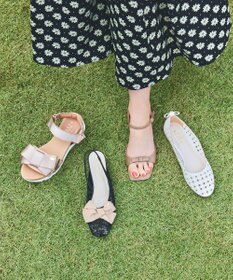 TOCCA 【大人百花掲載】TINY RIBBON SANDALS サンダル