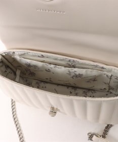 style code 【MERCURYDUO/マーキュリーデュオ】ストライプキルティング　フラップショルダーバッグ