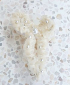 Tiaclasse チュール×パール バンスクリップ