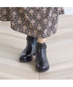 ing <ing>【WEB限定】クロスベルトデザインショートブーツ