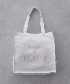 Maison de FLEUR ブランドロゴ発泡プリントスクエアトート