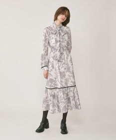 GRACE CONTINENTAL サラサプリントリボン付ワンピース