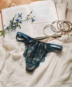 San-ai Resort（三愛水着楽園） カシュクール脇高Ｔバックショーツ