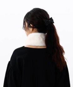 AURORA 【 ANNA SUI（アナ スイ）】エコファー差込みマフラ－