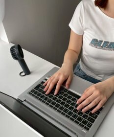 WEGO 【冷却/携帯扇風機/熱中症対策】カラビナ付ハンディファン