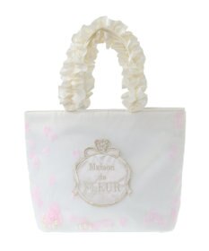 Maison de FLEUR マリエペタルパールフリルハンドルトートバッグ