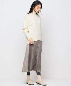 組曲 レザーライクサテン プリーツスカート