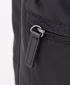 Y'SACCS 【Y’SACCS vous et】ナイロン×ポリウレタン リュック