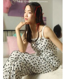 Green Parks ●ＤＯＯＮＡ！　ハートｐｔワッフルキャミ