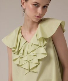 GRACE CONTINENTAL フリルカラートップ