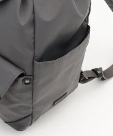 Y'SACCS ミリタリーフラップリュックサック