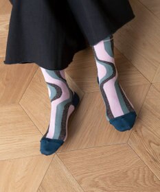TRICOTE WAVE STRIPE SOCKS／ウェーブストライプソックス