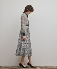 GRACE CONTINENTAL オーナメント刺繍フレアワンピース