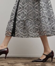 GRACE CONTINENTAL オーナメント刺繍フレアワンピース