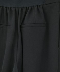 Green Parks きれいシルエットパンツ（テーパード）