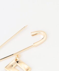 ICB 5cityブローチ