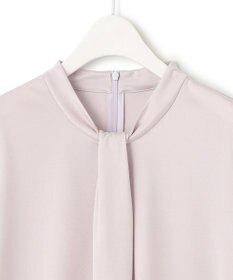 ICB L 【洗える】トリアセサテンスムース ボウタイ風プルオーバー