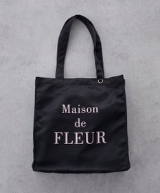 Maison de FLEUR ブランドロゴ発泡プリントスクエアトート