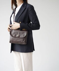 YUSHI Bon chic - SHOULDERBAG 革のショルダーバッグ
