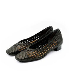 APOM レザーメッシュパンプス30