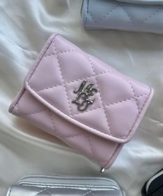 WEGO メタルロゴキルティングウォレット