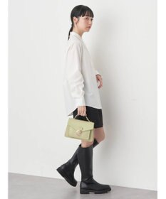 earth music&ecology スタンドフリルシャツ