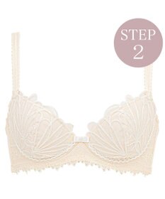 BRADELIS New York 【BRADELIS New York / 育乳補整ブラ・STEP2 寄せる】ローズステップ2ブラ24S1 脇高設計でスッキリ補正